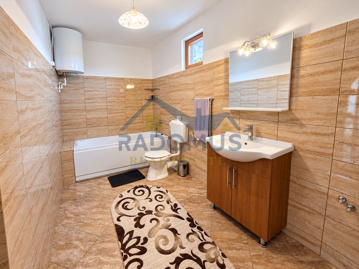 Casă cu 3 camere, anexe și livadă – Lopatnița, Șoimari - Poză 11