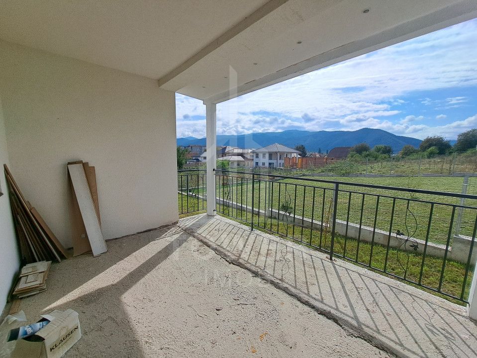 Duplex de vanzare 4 camere la cheie cu priveliste spre munte Cisnadie - Poză 3