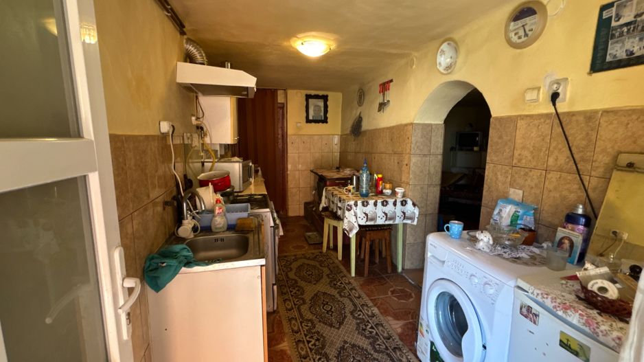 Doua case de vanzare 75 M² + curte 720 M² Piata Kalvin - Poză 11
