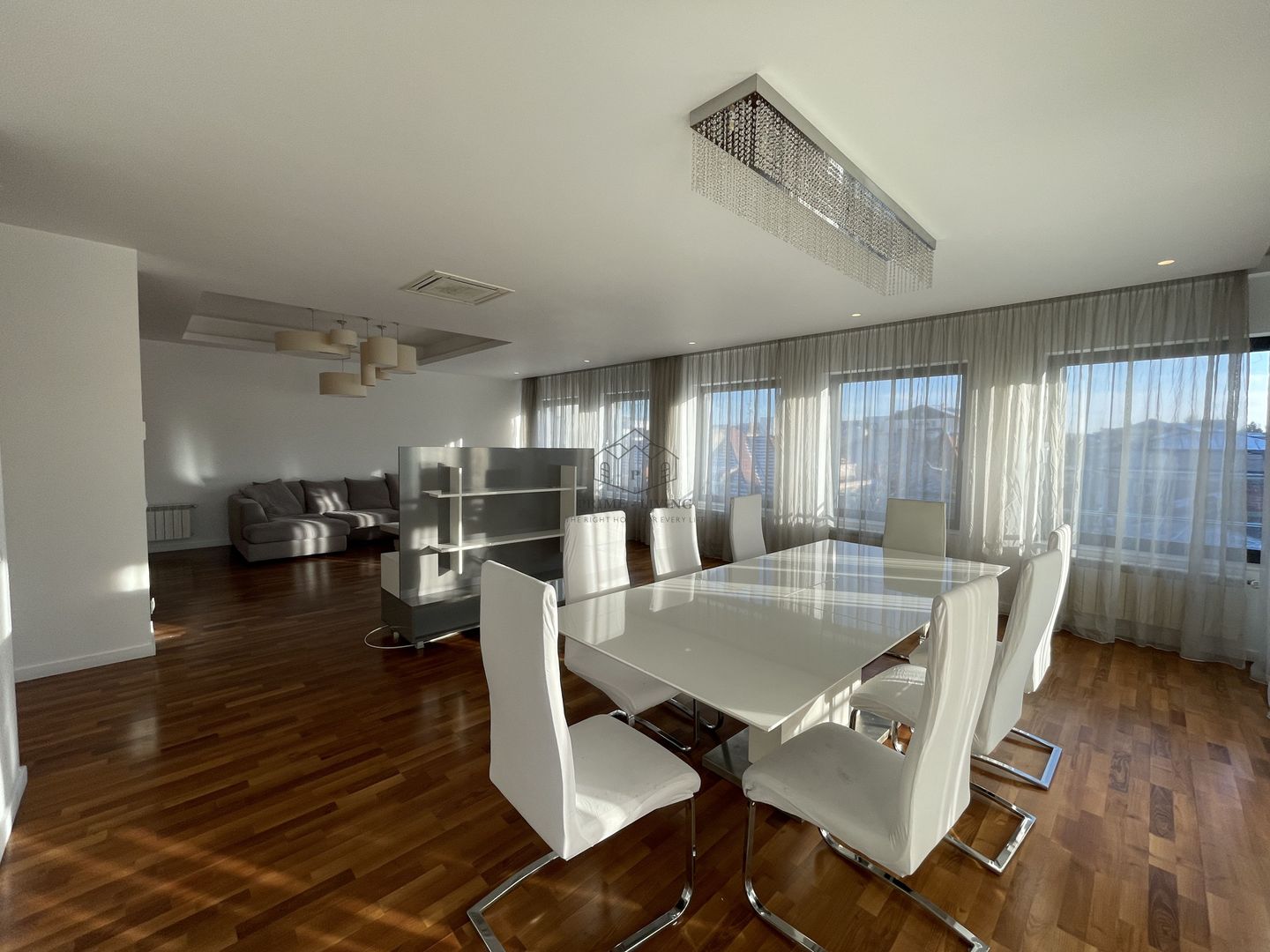 APARTAMENT CU 4 DORMITOARE DEOSEBIT LA INCHIRIERE LANGA PARC KISELEFF - Poză 11