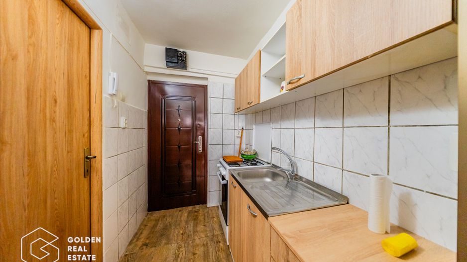 Garsoniera situata in zona UTA, la parter, modern amenajata - Poză 6