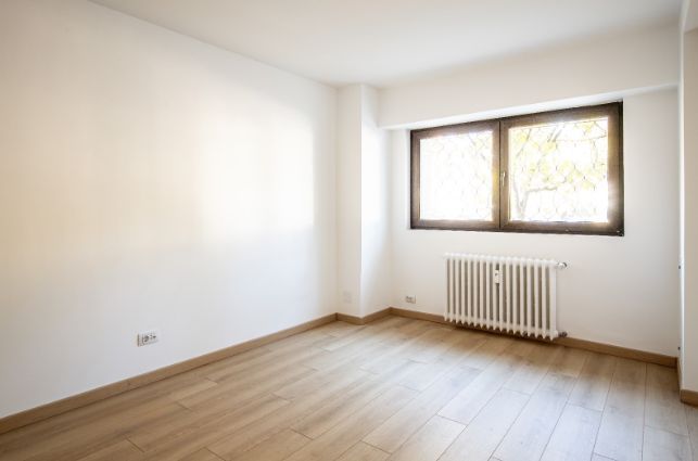 3 camere | Stefan cel Mare | Birou | Parter | B. Vacarescu - Poză 1