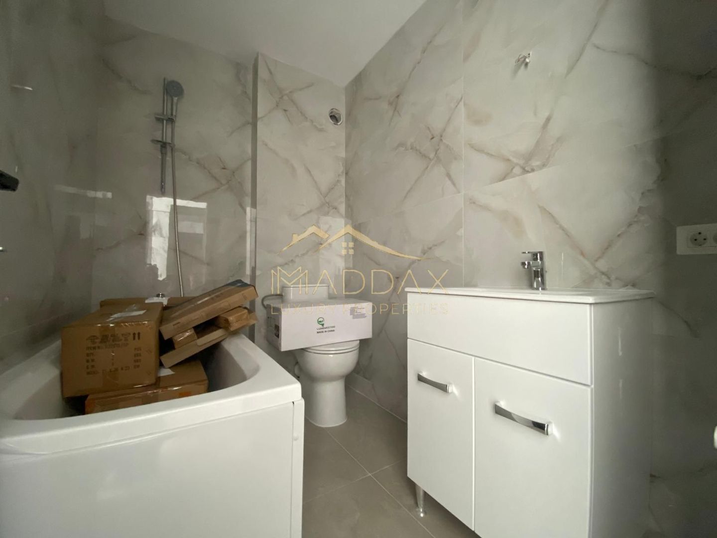 Apartament nou***//3 camere //Zona Berceni //Mutare Imediată - Poză 14