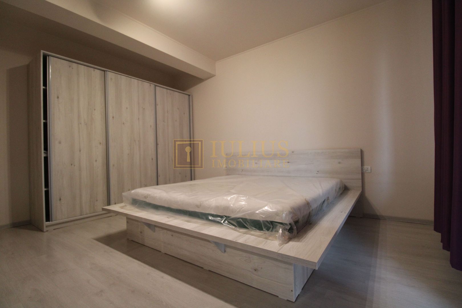 Casa Giroc, 4 camere, 2 bai, curte interioara. - Poză 20