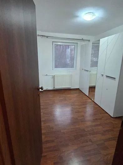 Dacia | 3 Camere | Etaj 1 - Poză 1