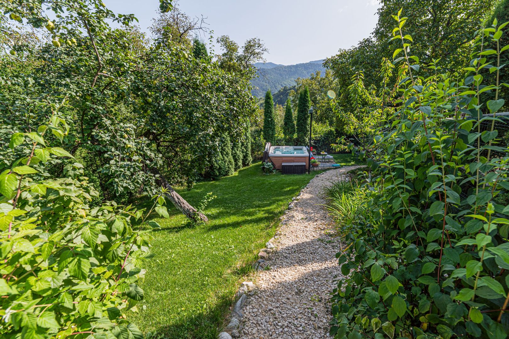 Vila de lux,  de inchiriat! Drumul Poienii! - Poză 56