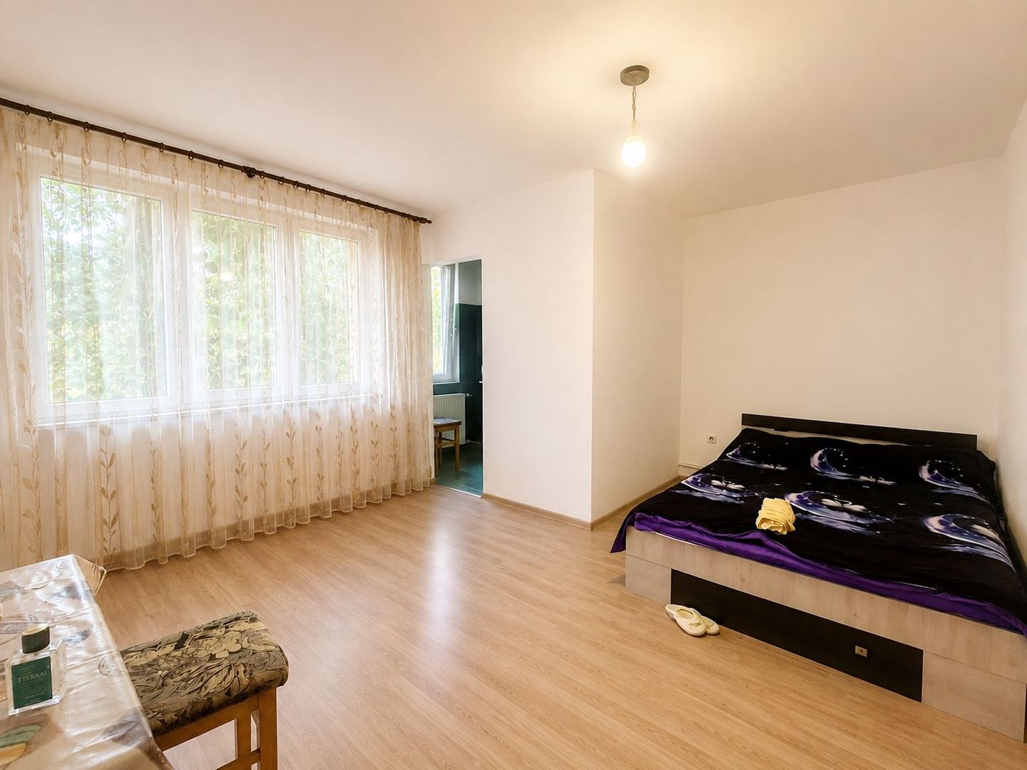 Apartament 1 camere de de vanzare zona Rogerius, Oradea - Poză 1