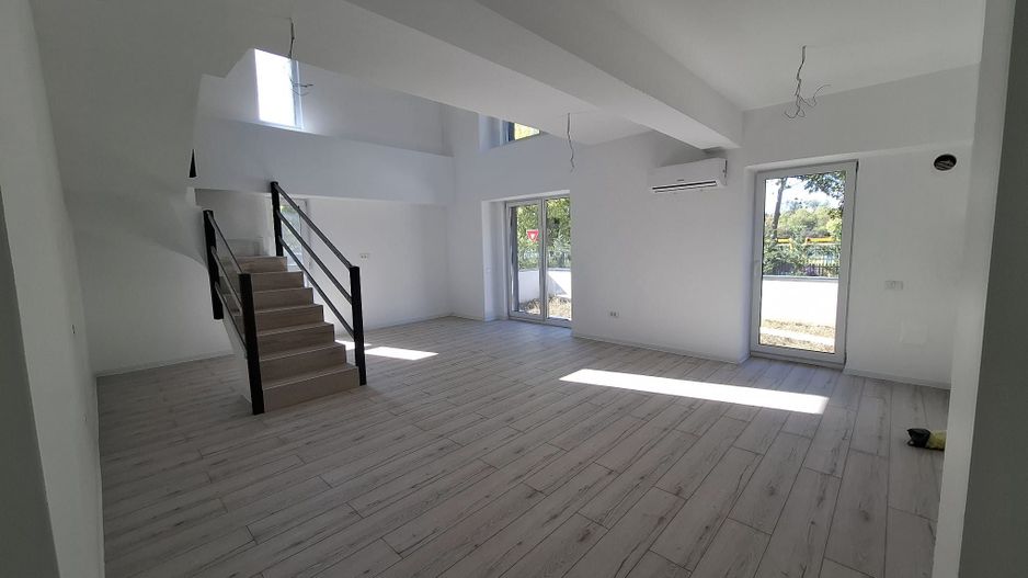 4 camere  Bloc Nou Rezidential Birouri L330 GranVia Lake View - Poză 4