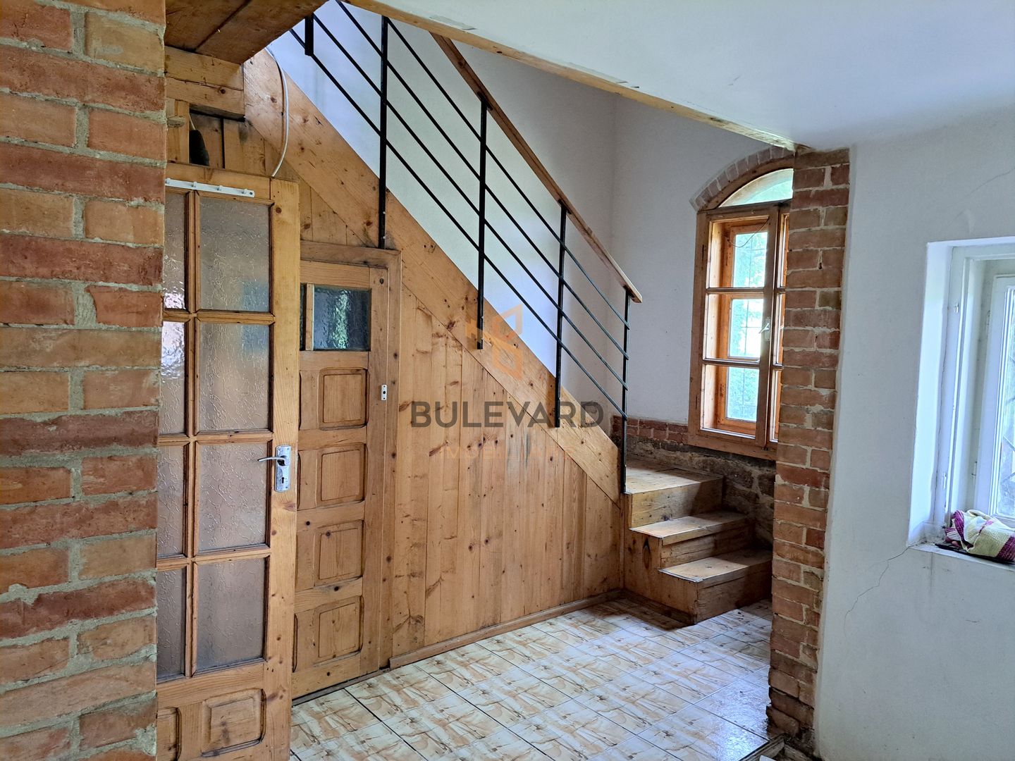 Casa individuala + teren 947 mp - Poză 8