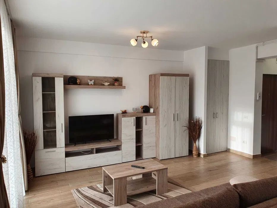 Inchiriere Garsoniera Vitan - Mihai Bravu - Poză 1