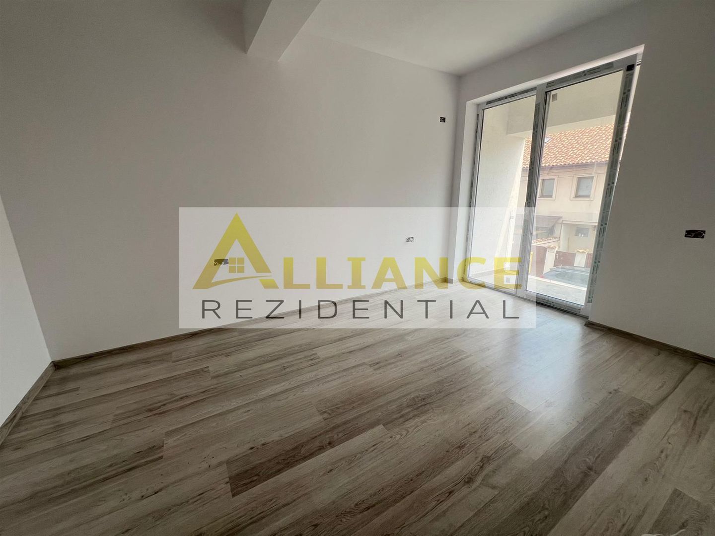 Vila individuala -4 camere  - teren 308mp - Str. Padurea Craiului - Poză 14