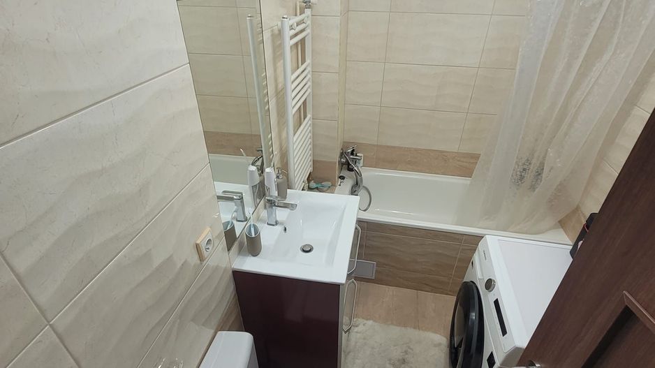 ageuropa.ro vinde apart. FINISAT cu 4 cam 84mp etajul 1 în Carpați 2 - Poză 13