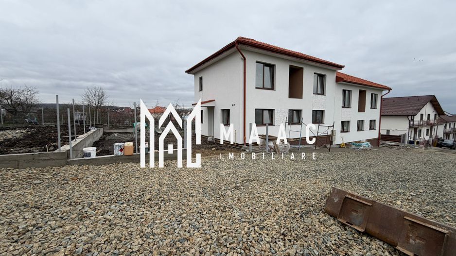 Casă Tip Duplex | 4 Camere | 2 Balcoane | Terasă | Șura Mică - Poză 2