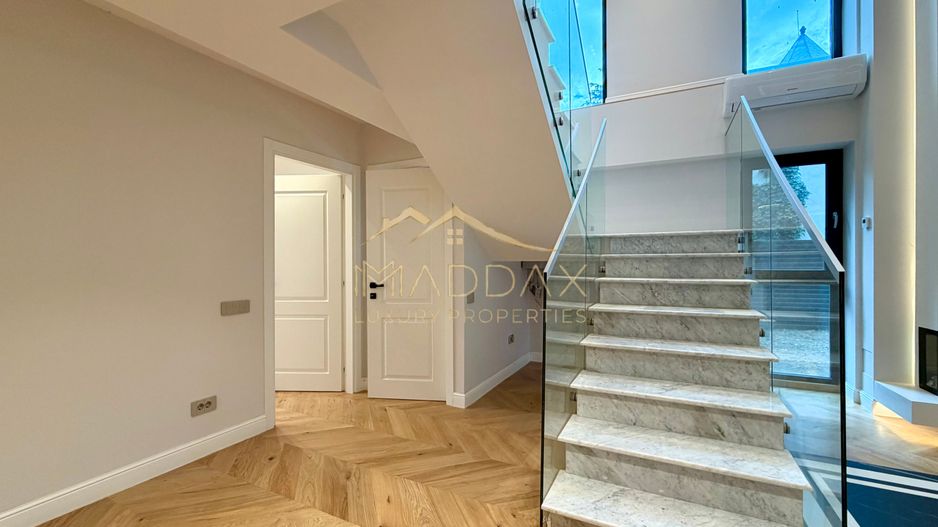 Duplex 4 camere cu gradina //  200 mp + curte 150mp // Straulesti - Poză 5