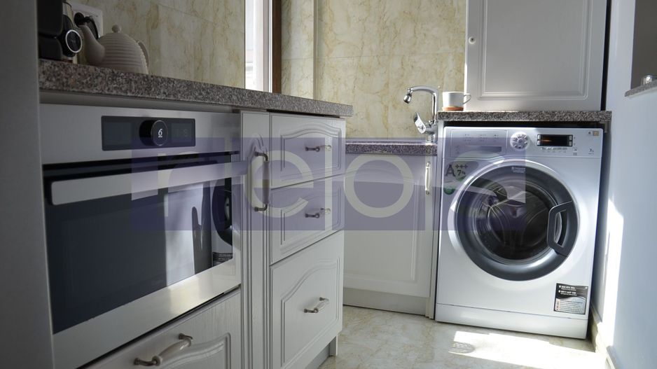 Studio | CAPITALE - Poză 8