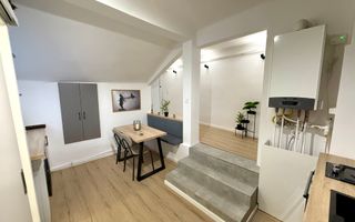 Apartament 2 camere, Ultracentral, ideal pentru locuit sau investitie - Poză 2