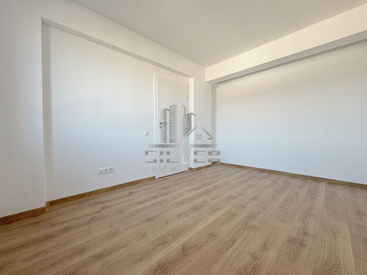 Apartament cu 2 camere/50 mp/imobil calitativ/CF. - Poză 5