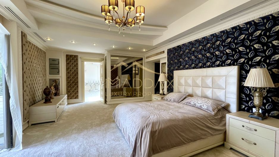 Impressive Villa *1500 SQM usable* 2613 SQM land / Open to the lake - Poză 51