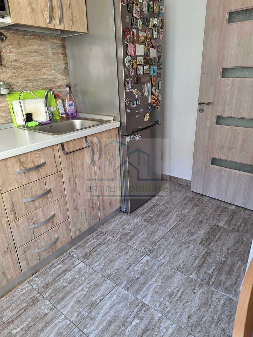 Apartament 2 camere Etj1, decomandat, loc de parcare Inclus in pret - Poză 12