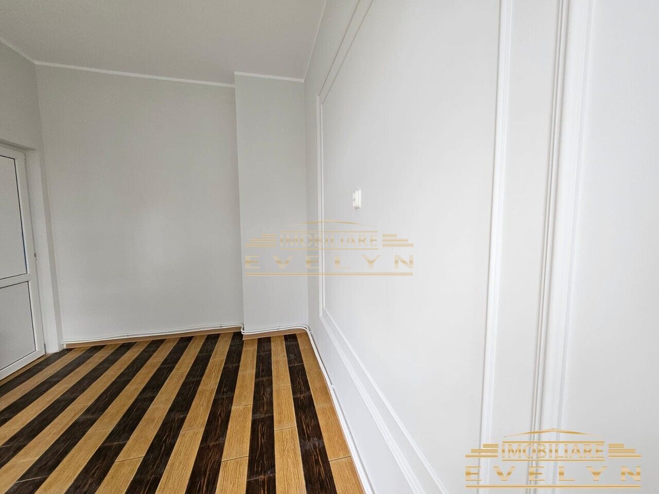 Spatiu comercial de inchiriat/vanzare, suprafata de 76 mp, zona Curtesti - Poză 6