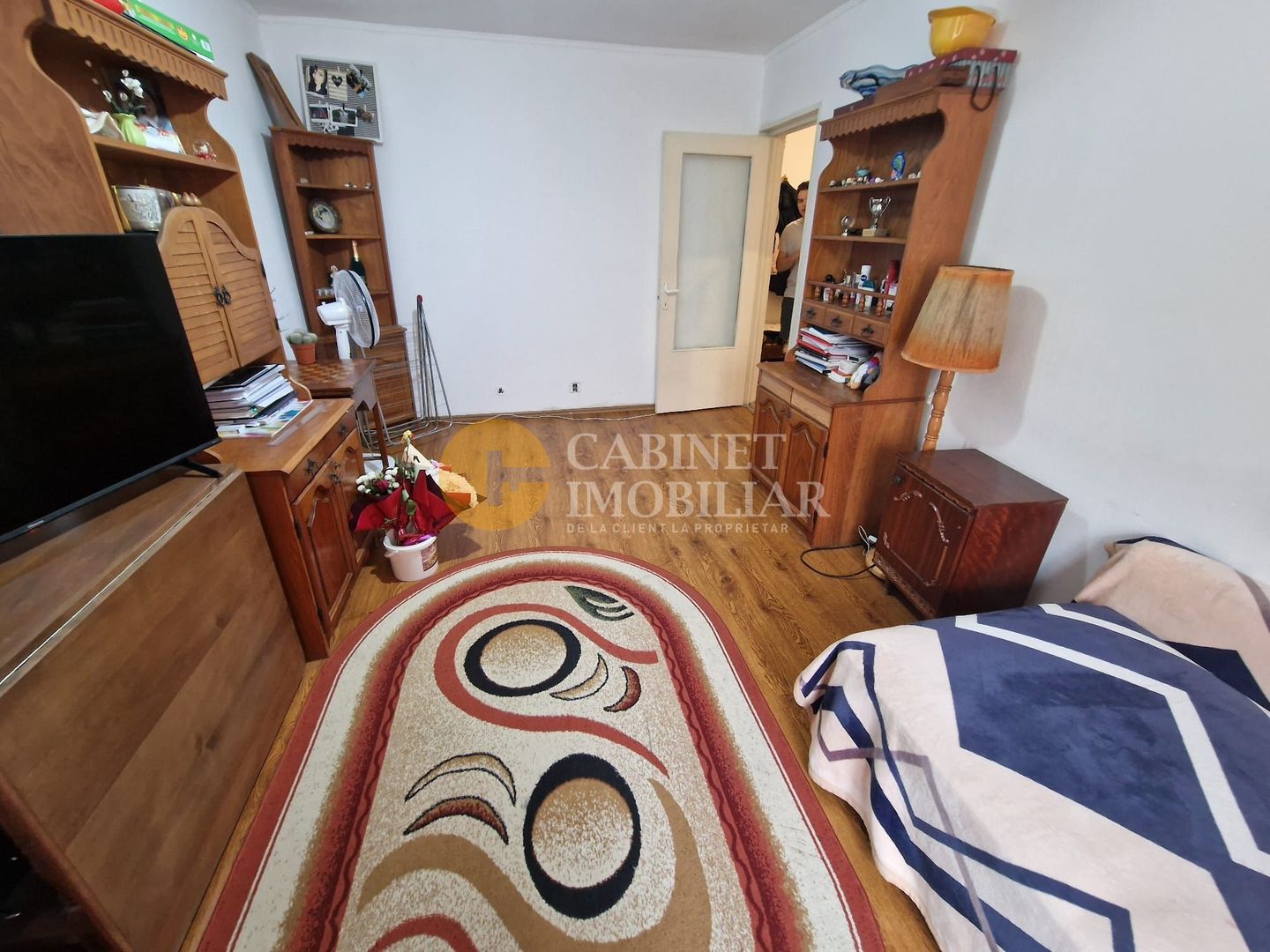 2 Camere Decomandat - Etaj 1 - Zona Dacia/Columnei - Poză 2