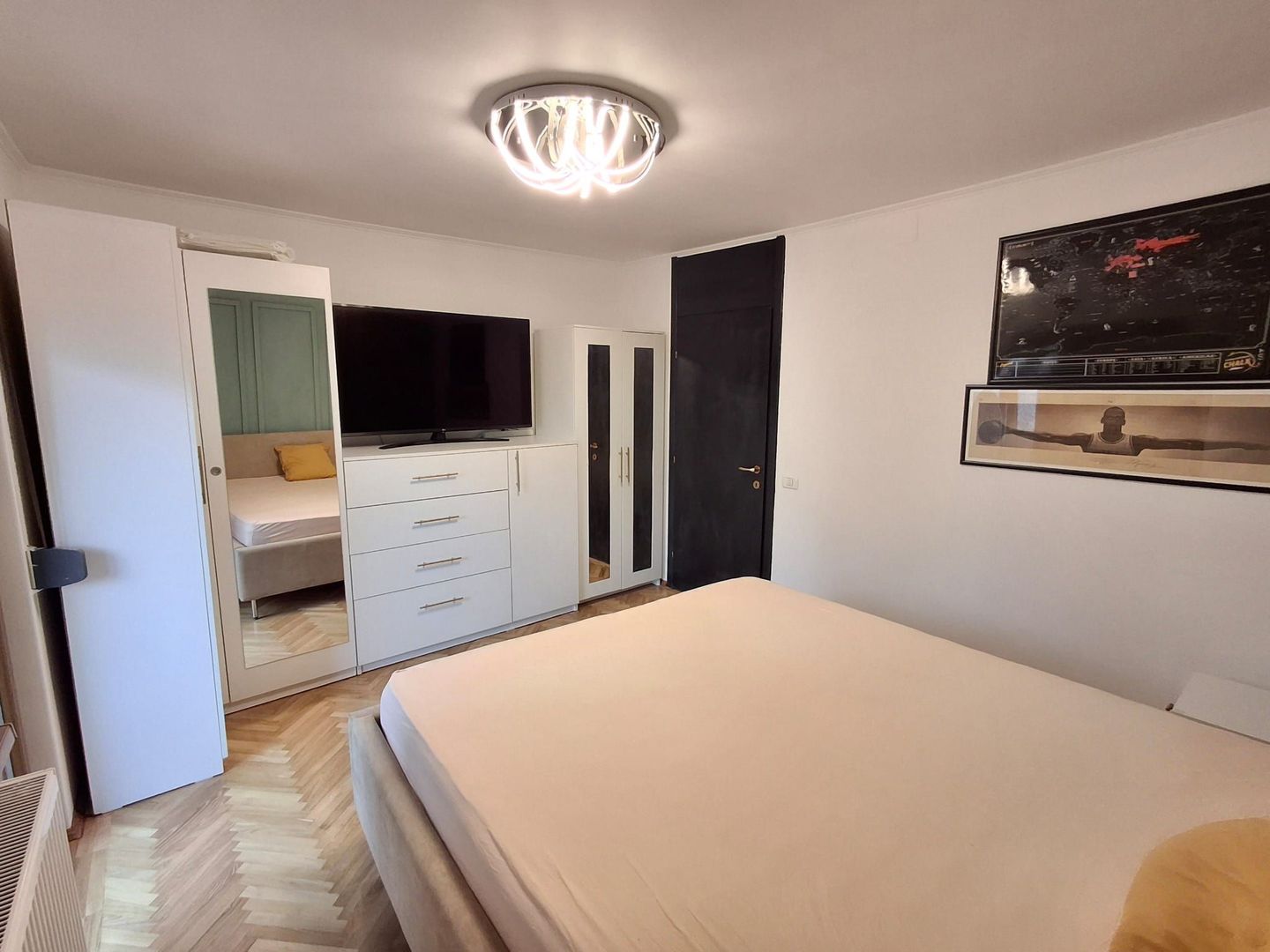 Apartament de inchiriat  2 camere Zona Decebal , Piata Muncii. - Poză 5