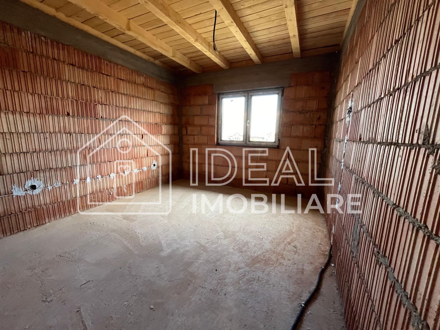 Casa individuala - 125mpu și 270mp curte | Sura Mica - Poză 13