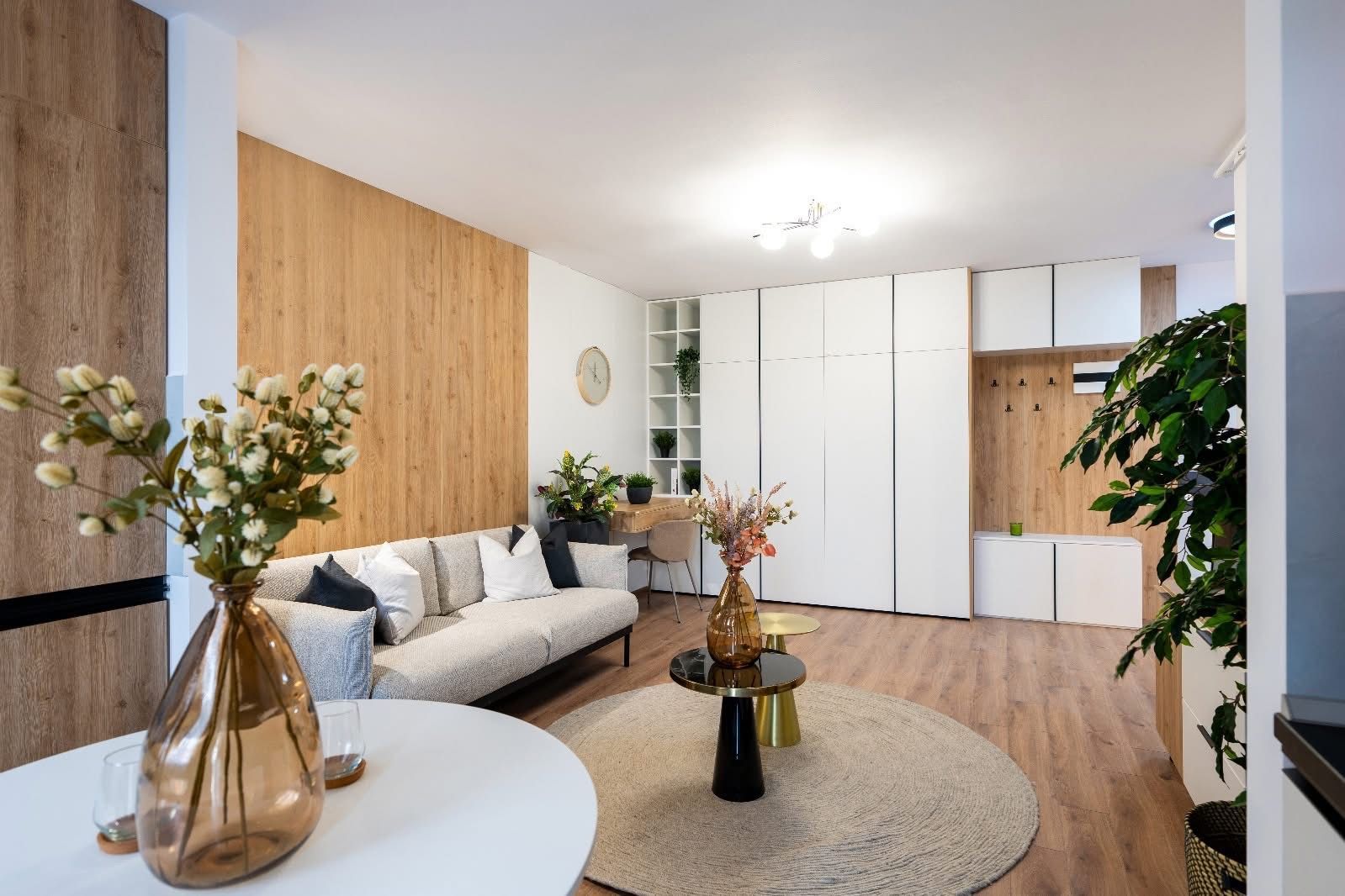 Studio spatios, 2 minute de pasarela Popești Vest - Poză 1