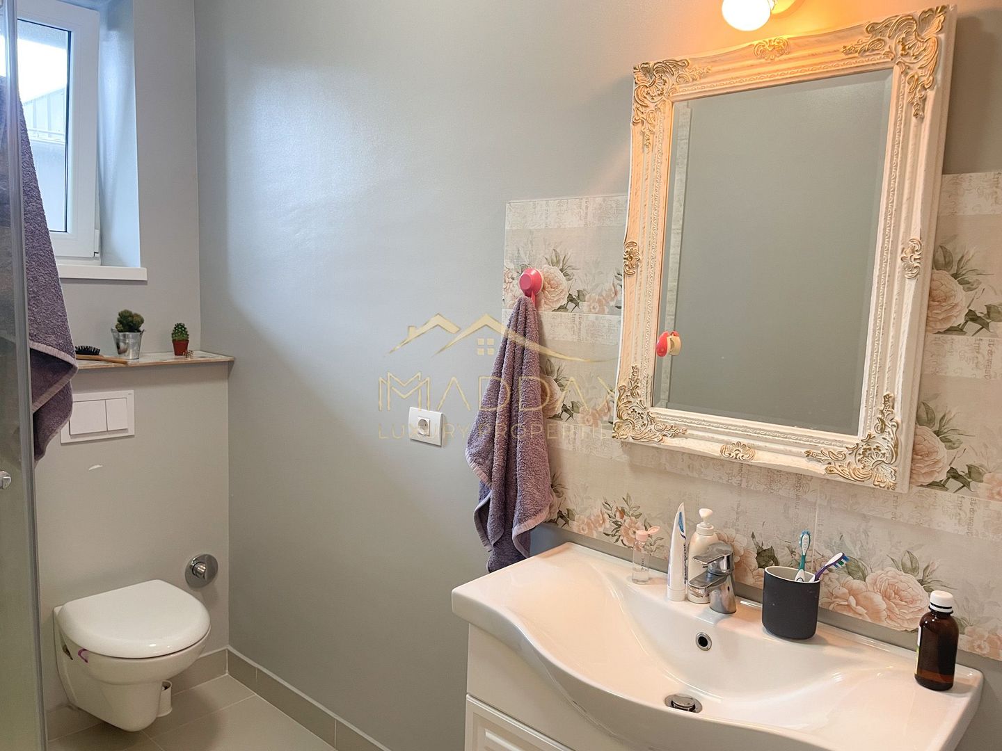 Vila Paradisul Verde ,  vedere  spre lac  **** curte 700 mp - Poză 18