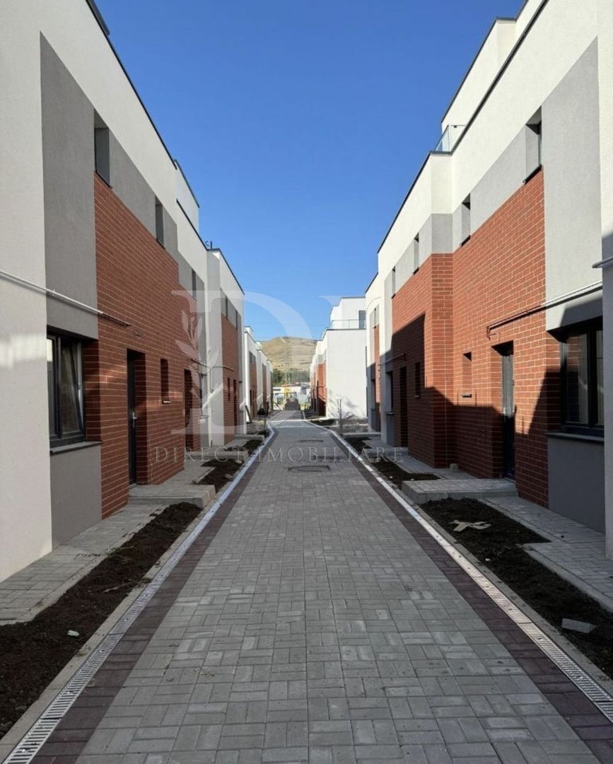 Casă înșiruită | terasă și grădină proprie - Poză 17