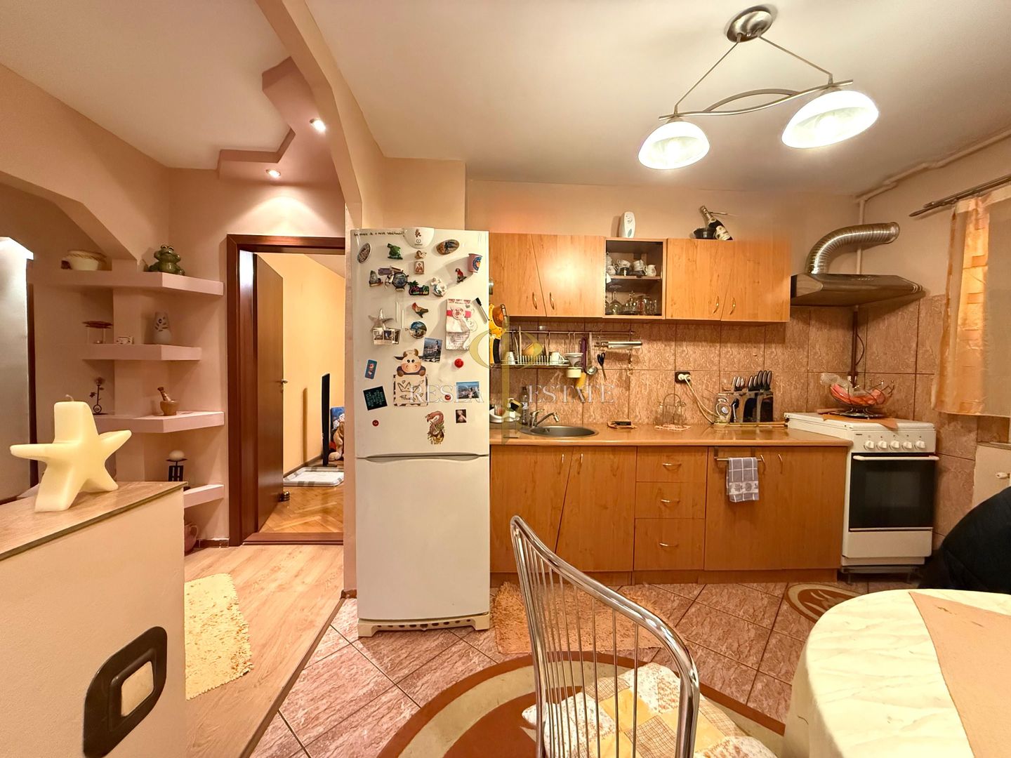 Apartament 3 camere-decomandat - zona Bucovina - Poză 3