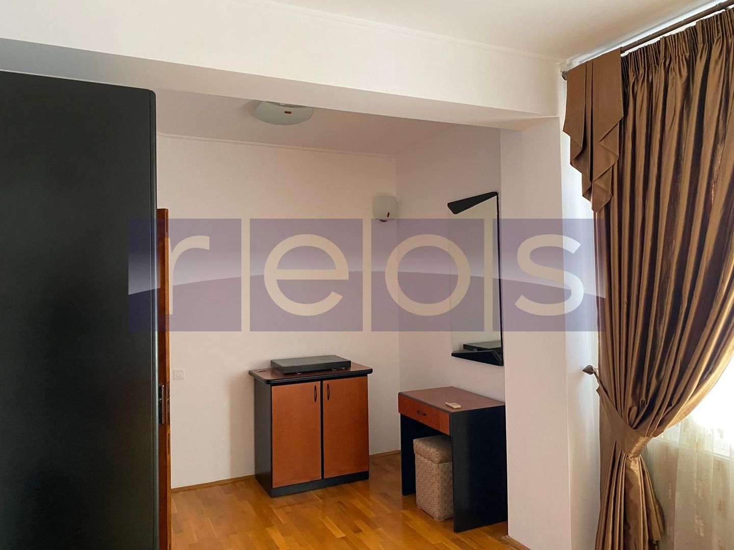 VANZARE VILA 340MP | 7 CAMERE | PISCINA | BANEASA | GARAJ | - Poză 13