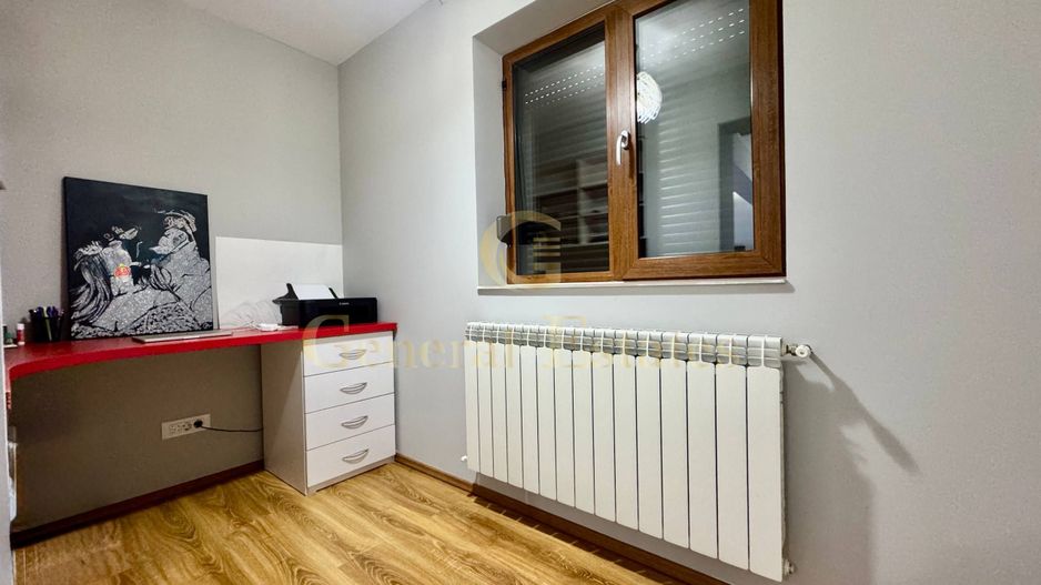 Vânzare apartament cu 3 camere - 130 m.p - în Zona CUG, Iași. - Poză 13