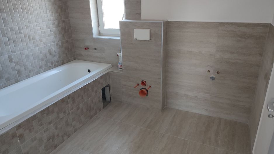 Sacalaz, 1/2 Duplex pe Etaj, 4 Camere,2 Bai,Terasa Acoperita - Poză 13