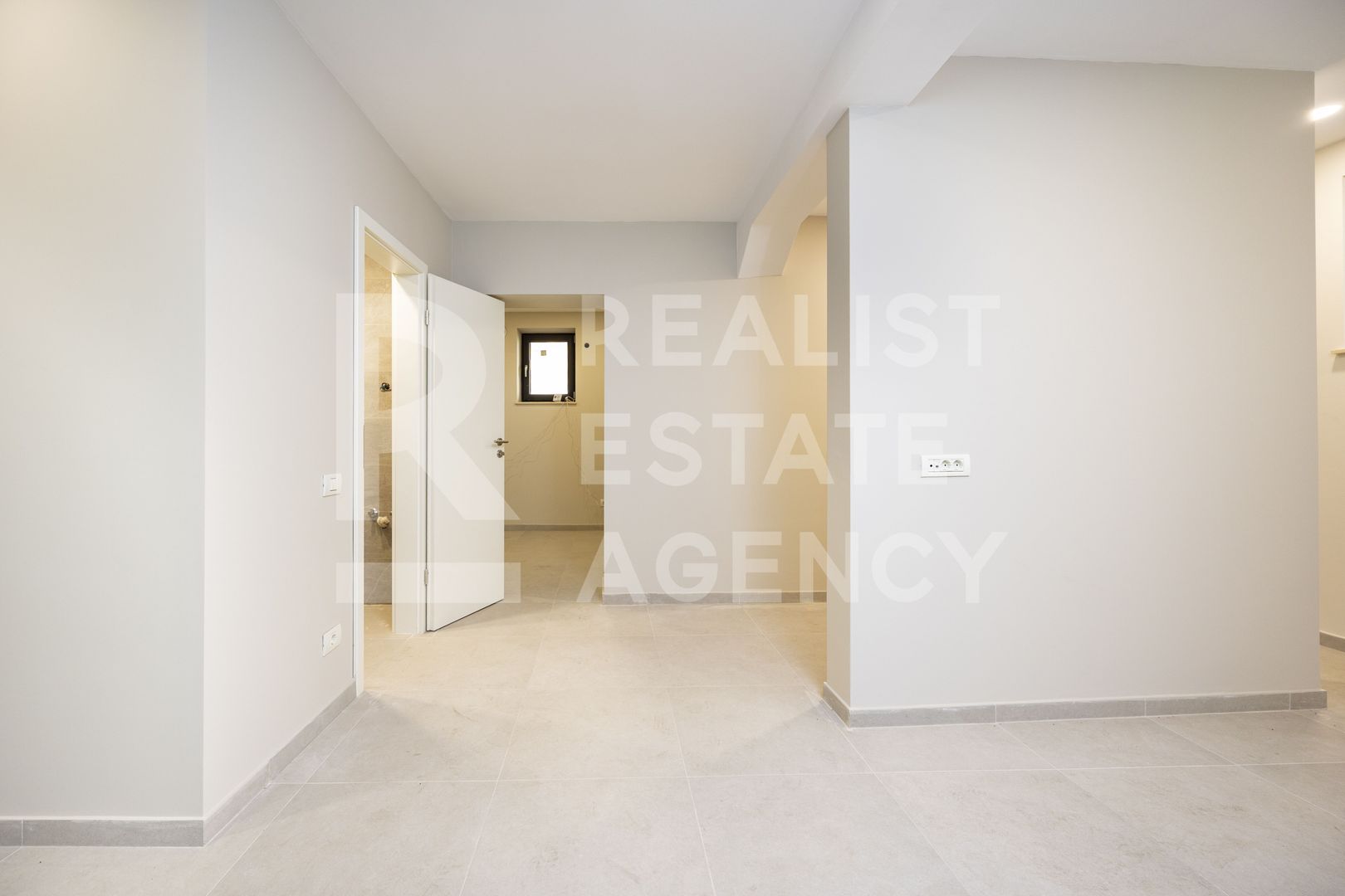 Chirie, casă, 8 camere, zona 1 Mai, București - Poză 11