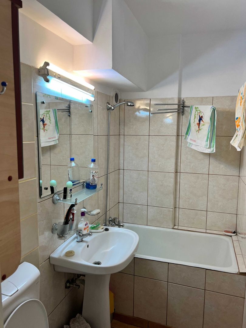 De inchiriat apartament 2 camere UltraCentral, bloc romanta - Poză 5