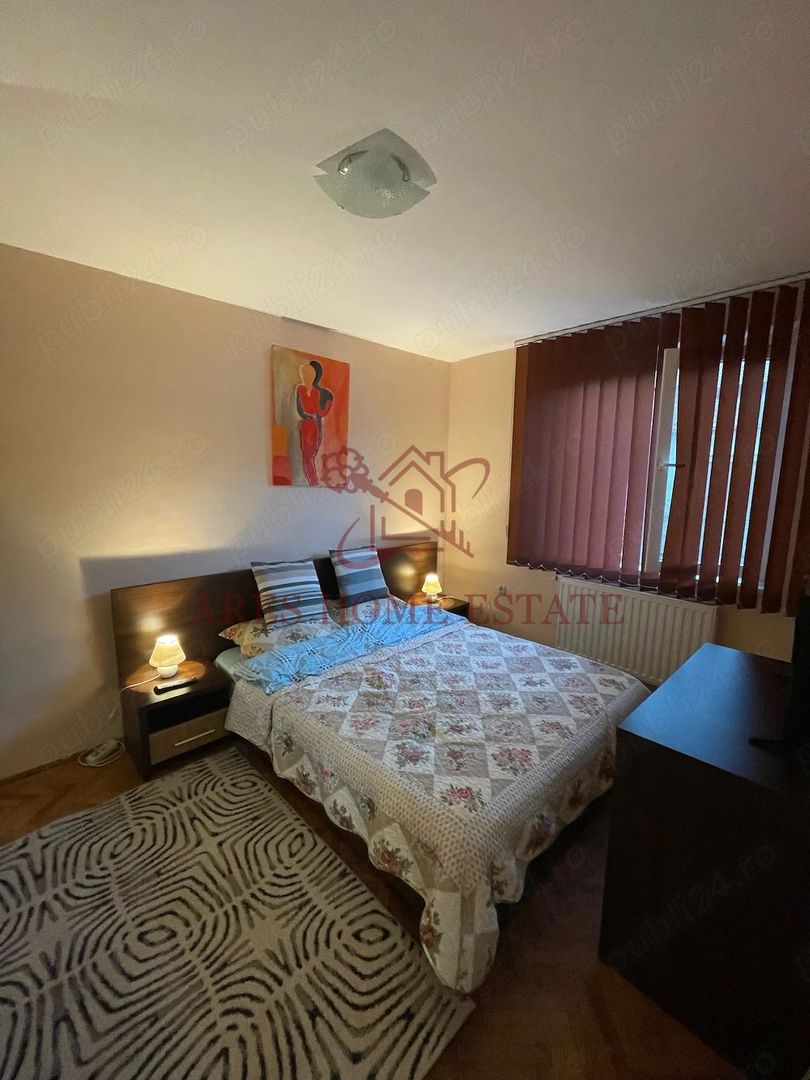 Apartament 2 camere decomandat ultracentral - Poză 1
