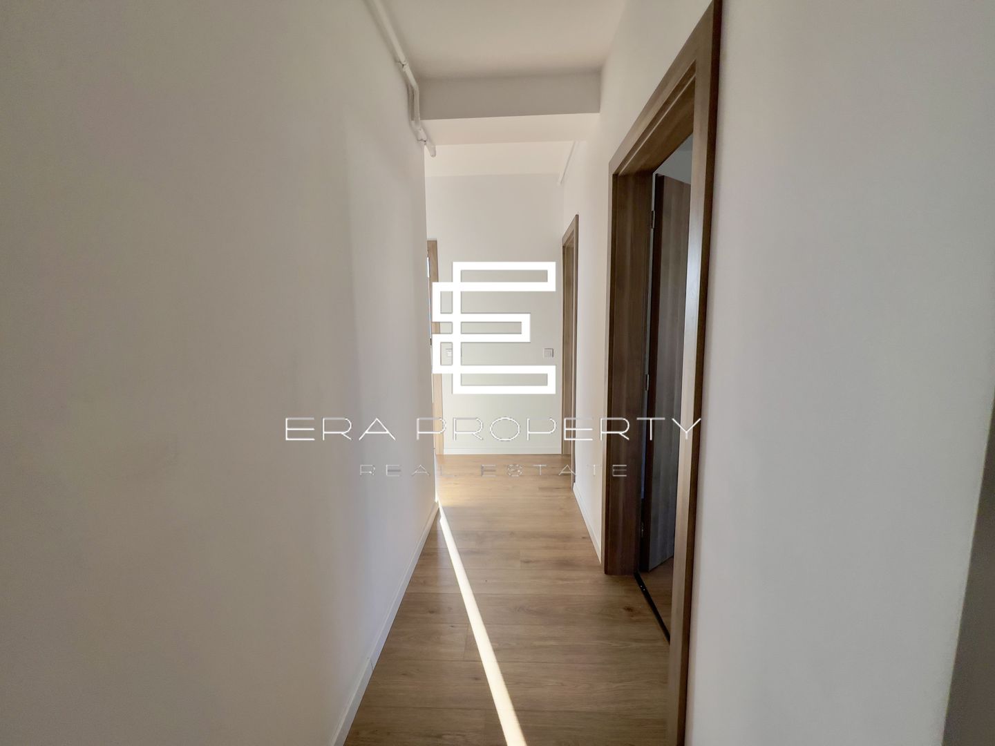 Apartament tip penthouse 5 camere –  LA CHEIE- intabulat– DaVinci Homes - Poză 3