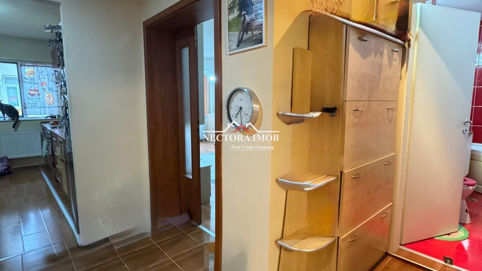 NECTORA IMOB-Apartament 3 camere, 2 bai, 2 balcoane, Zona Horea, 64 mp - Poză 8