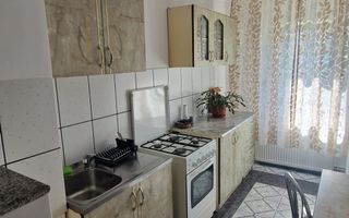 Apartament de Inchiriat 3 camere Zona Stefan cel Mare - Poză 3