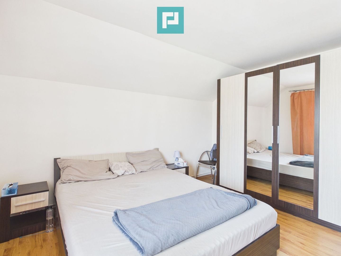 Casă individuală 8 camere - Dudeștii Noi - Poză 12