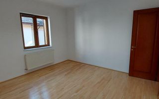 Vila de vanzare direct de la proprietar. - Poză 9