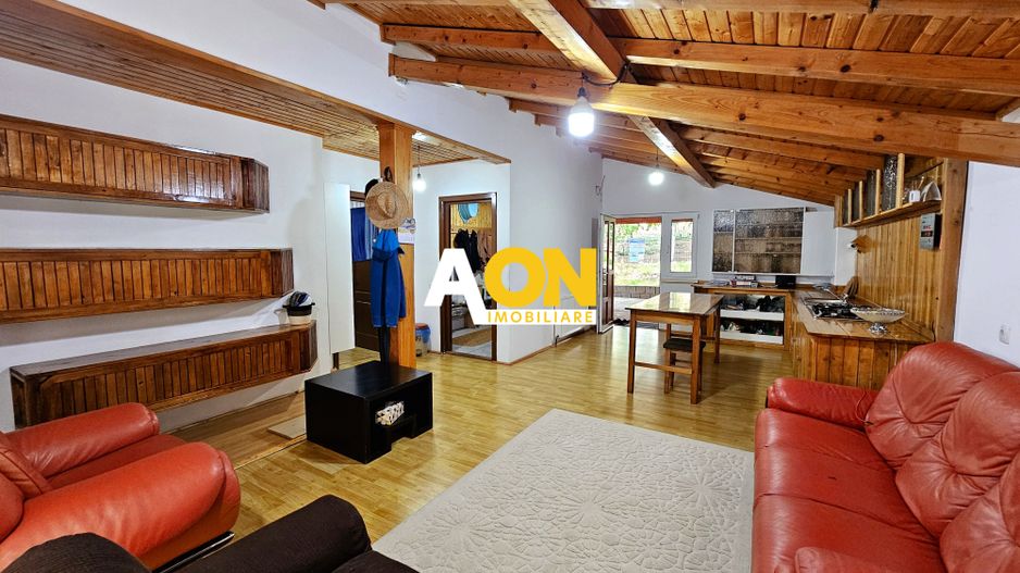 Casa multifunctionala, 6 camere , 700 mp teren, cu utilitati, Ciugud - Poză 5