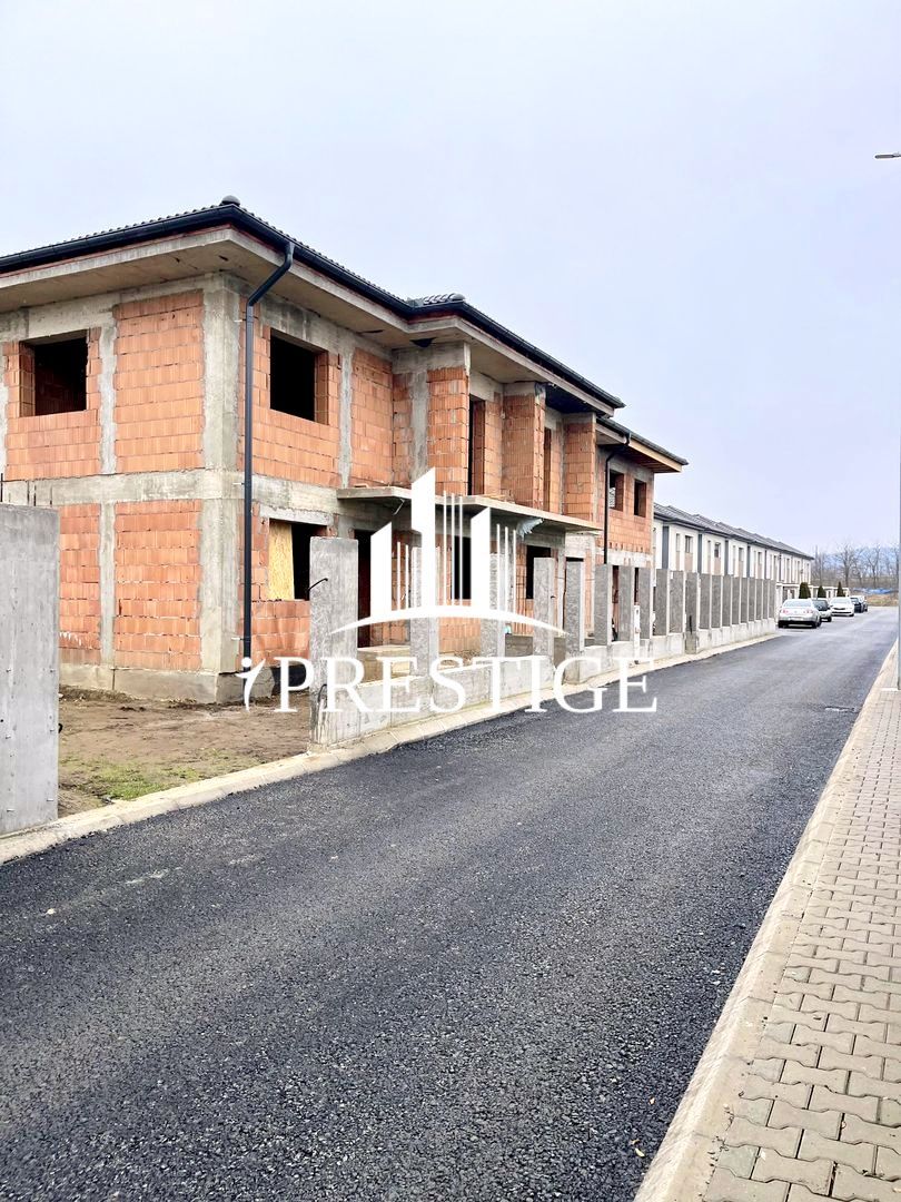 DUPLEX DE VÂNZARE ÎN ȘELIMBĂR | 120 mp utili | 150 MP CURTE LIBERĂ - Poză 9