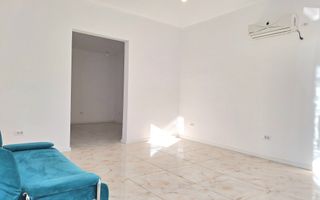 Spatiu birouri renovat modern central - Poză 3