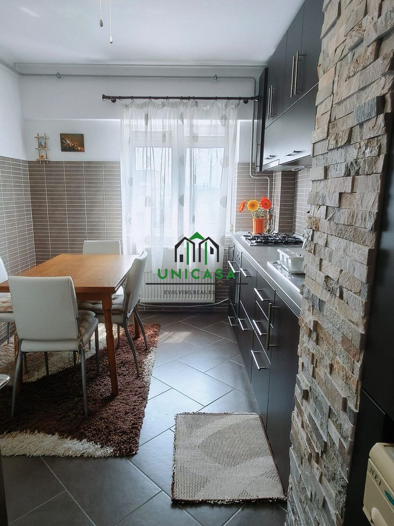 Apartament 3 camere/ Central - Poză 9
