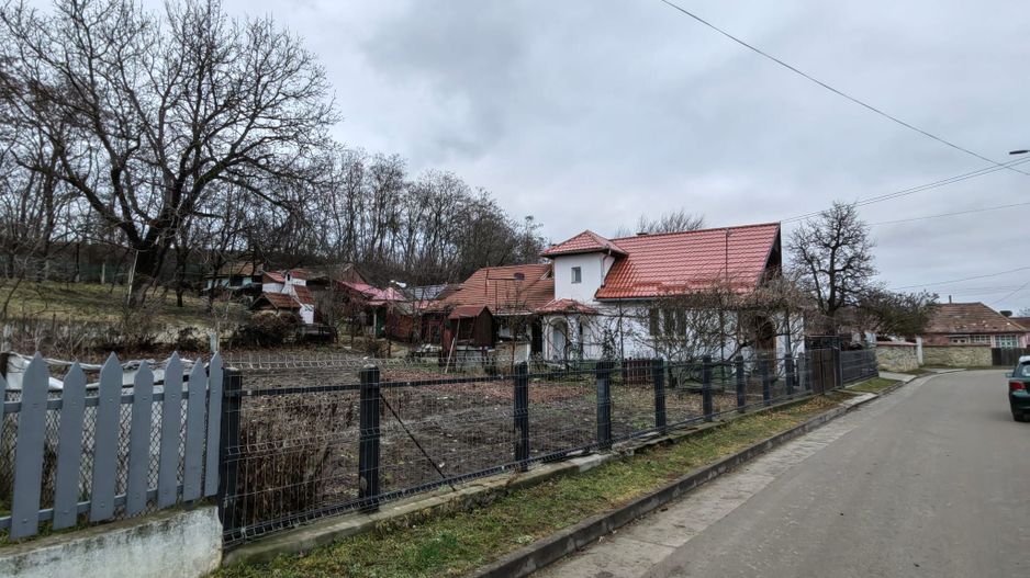 Casa 120 m² utili cu teren 809 m² Reci - Poză 3
