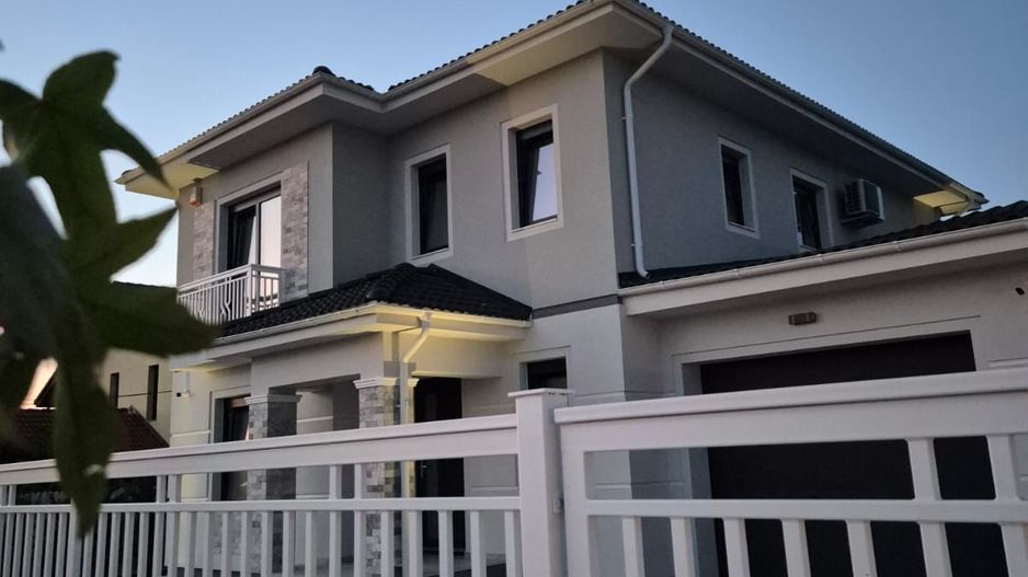 Locuinta individuala cu teren de 1000mp - Poză 5