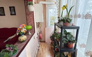 Inchiriez 3 camere decomandat etaj 1 Dorobanti - CENTRALA PROPRIE - Poză 3