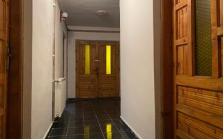 Vanzare apartament -3 camere la casă, etaj 1+pod+cota teren–Târgoviște - Poză 13